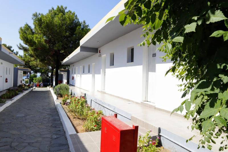 Ellia Hotel Lardos Exterior photo